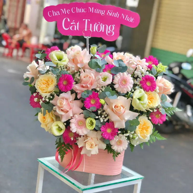 Giỏ hoa chúc mừng