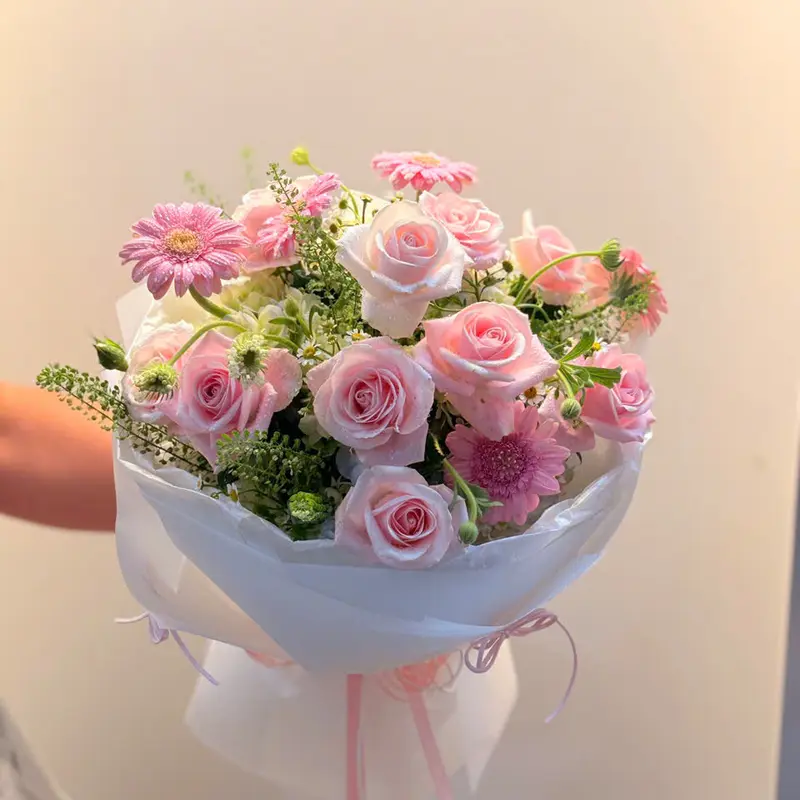 Hộp hoa yêu thương – ảnh 1