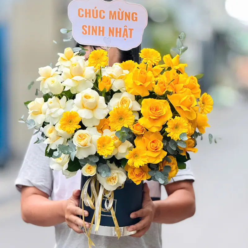 Hộp hoa yêu thương – ảnh 1